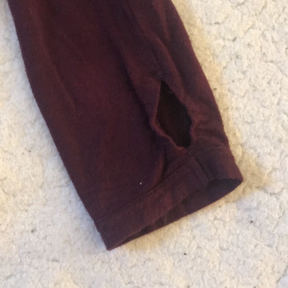 Free People | Laguna Maroon Thermal Top With Raw Hems and Thumbholes Size XS - Picture 10 of 13